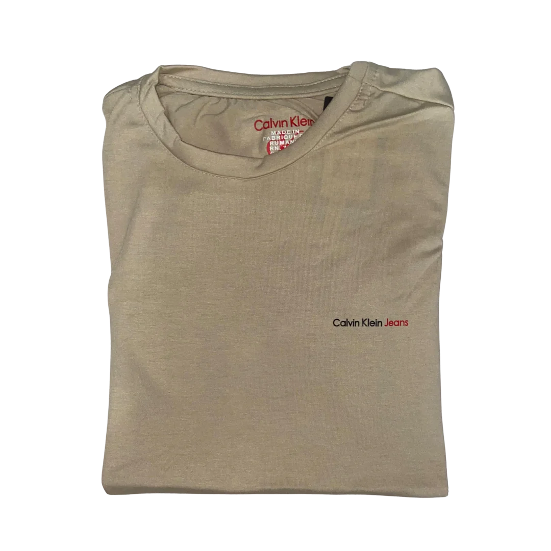 Camiseta - Calvin Klein - Imagem 4